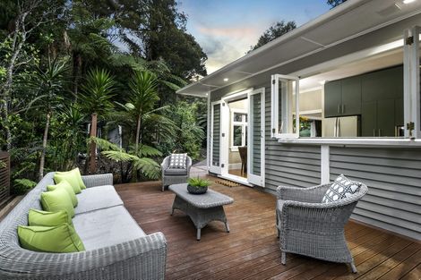 Photo of property in 783 Scenic Drive, Henderson Valley, Auckland, 0612