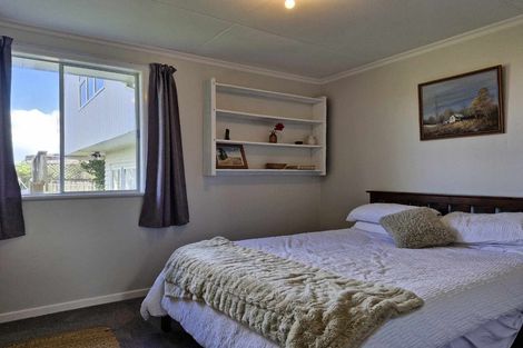 Photo of property in 4 Norton Place, Spotswood, New Plymouth, 4310