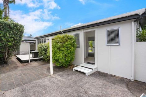 Photo of property in 403a Ocean Road, Whangamata, 3620
