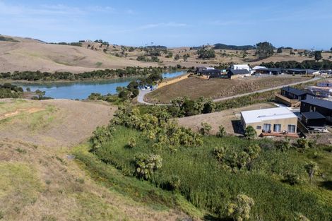 Photo of property in 9 Waipatukahu Lane, Raglan, 3225