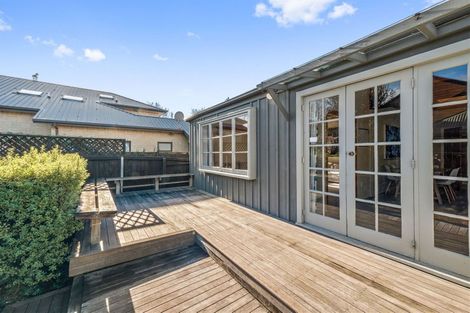 Photo of property in 1/37 Garreg Road, Fendalton, Christchurch, 8052