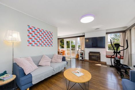 Photo of property in 38 Bond Crescent, Forrest Hill, Auckland, 0620