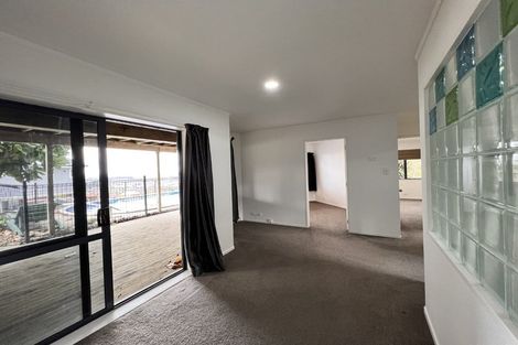 Photo of property in 93 Anzac Road, Pukekohe, 2120