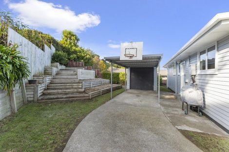 Photo of property in 5 Heaphy Street, Westown, New Plymouth, 4310