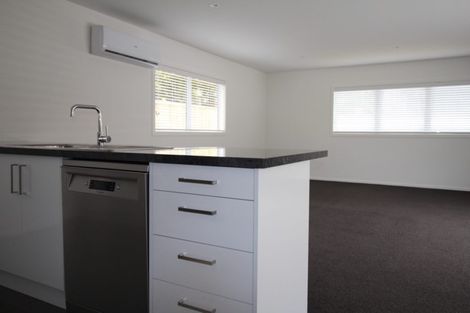 Photo of property in 13 Sutherland Crescent, Westbrook, Palmerston North, 4412