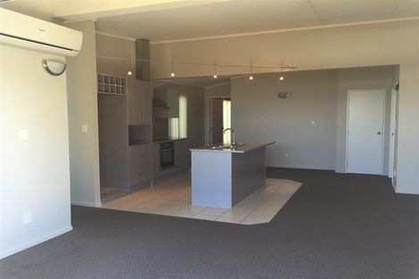 Photo of property in 13 Merlot Lane, Pukekohe, 2120