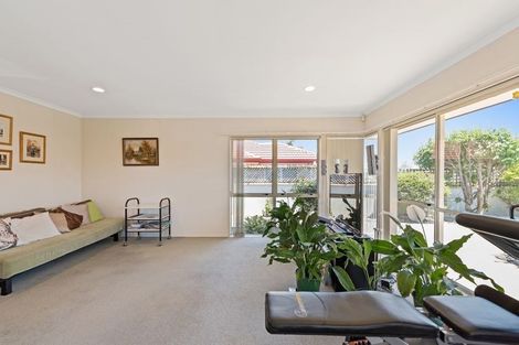 Photo of property in 14b Rosberg Place, Mount Maunganui, 3116