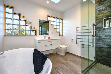 Photo of property in 7 Fairway Drive, Shirley, Christchurch, 8061