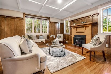 Photo of property in 5 Keystone Avenue, Mount Roskill, Auckland, 1041