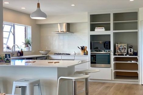 Photo of property in 12 Ewan Place, Taradale, Napier, 4112