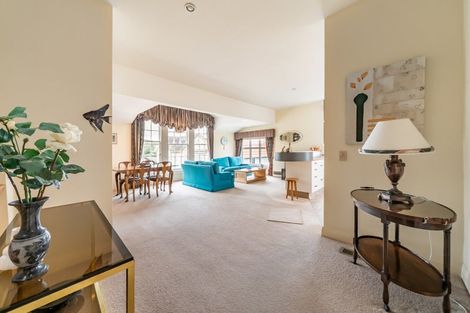 Photo of property in 19 Selwyn Terrace, Thorndon, Wellington, 6011