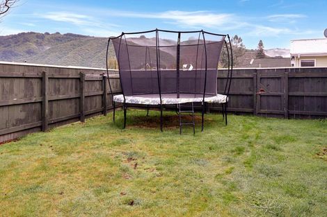 Photo of property in 26a Roband Crescent, Brown Owl, Upper Hutt, 5018