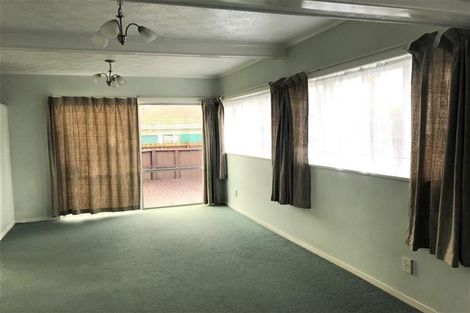 Photo of property in 2/4 Thompson Street, Mangere East, Auckland, 2024