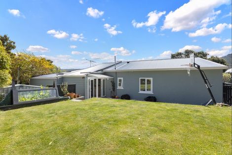 Photo of property in 6 Ardross Avenue, Khandallah, Wellington, 6035