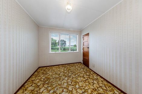 Photo of property in 16 Alamein Terrace, Mount Albert, Auckland, 1025