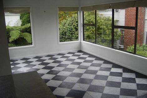 Photo of property in 116 Karori Road, Karori, Wellington, 6012