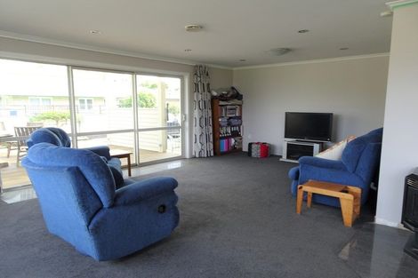 Photo of property in 1 Loris Place, Karoro, Greymouth, 7805