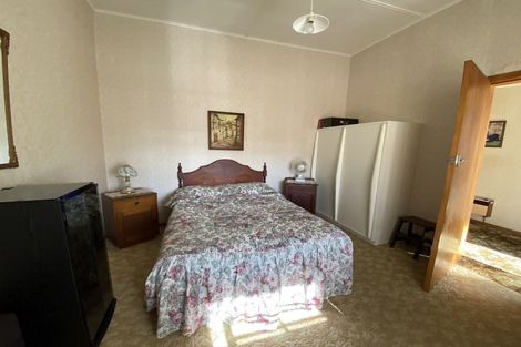 Photo of property in 20 Cambria Street, Hawera, 4610