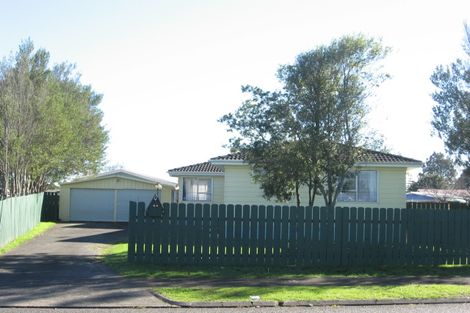 Photo of property in 44 Sunlands Drive, Manurewa, Auckland, 2102