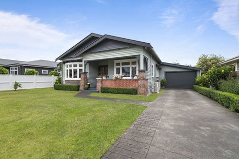 Photo of property in 77 Limbrick Street, Terrace End, Palmerston North, 4410