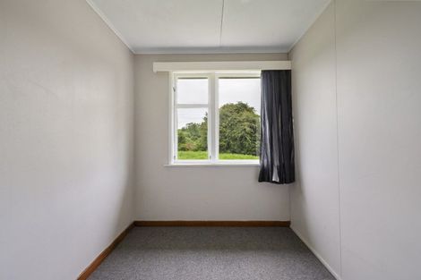 Photo of property in 16 Gordon Terrace, Hunterville, 4730