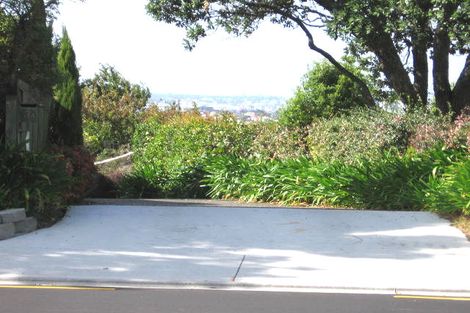 Photo of property in 2/3 Sunset Road, Totara Vale, Auckland, 0632