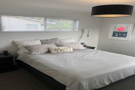 Photo of property in 26a Finlow Drive, Te Atatu South, Auckland, 0610