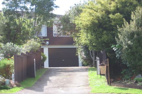 Photo of property in 34 Tyrian Close, Half Moon Bay, Auckland, 2012