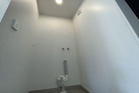 Photo of property in 1/2c Walsall Street, Avondale, Auckland, 1026