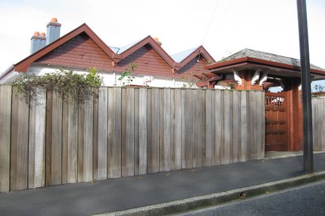 Photo of property in 32 Tweed Street, Roslyn, Dunedin, 9010