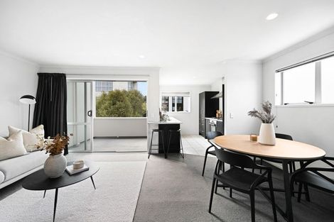 Photo of property in 3a Scotland Place, Hillcrest, Hamilton, 3216