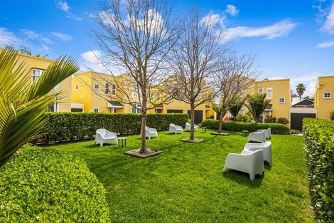 Photo of property in Grace Square, 81j Vermont Street, Ponsonby, Auckland, 1011