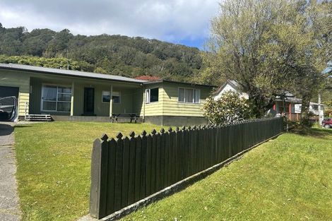 Photo of property in 24 Herd Street, Dunollie, Runanga, 7803