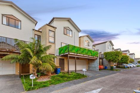 Photo of property in St Claire Village, 27/172 Mcleod Road, Te Atatu South, Auckland, 0610