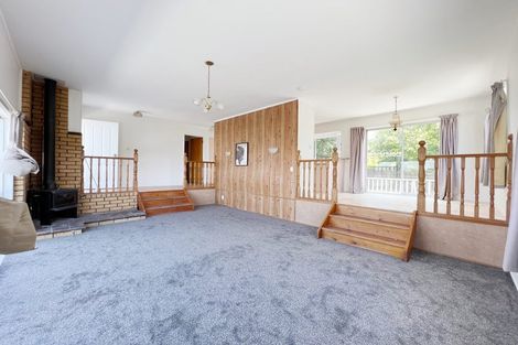 Photo of property in 17 Sumich Place, West Harbour, Auckland, 0618