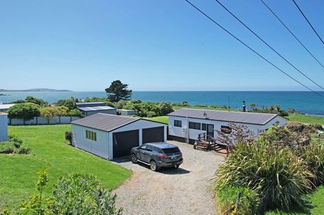 Photo of property in 32 Harbour Terrace, Kakanui, Oamaru, 9495