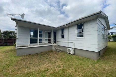 Photo of property in 15 Afton Place, Ranui, Auckland, 0612