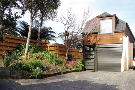 Photo of property in 58 Viewmont Drive, Harbour View, Lower Hutt, 5010