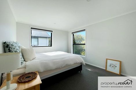 Photo of property in 20 Discovery Place, Marfell, New Plymouth, 4310