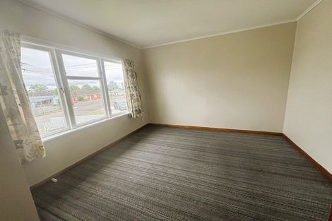 Photo of property in 6 Miro Street, Levin, 5510