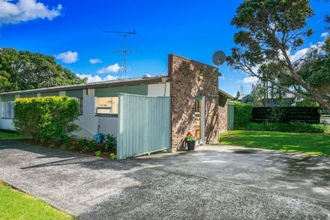 Photo of property in 1/15 Omana Road, Milford, Auckland, 0620