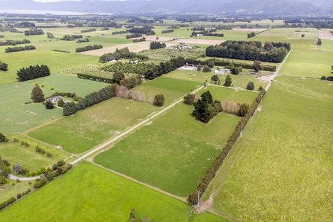 Photo of property in 255 No 1 Line, Tauwharenikau, Tauherenikau, 5771