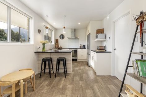 Photo of property in 1112 Queen Charlotte Drive, Linkwater, Picton, 7281