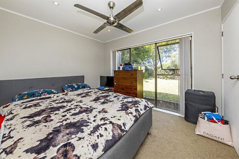 Photo of property in 6 Gibbons Road, Weymouth, Auckland, 2103