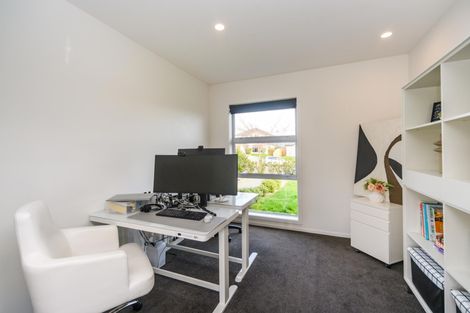 Photo of property in 175 Pacific Drive, Fitzherbert, Palmerston North, 4410