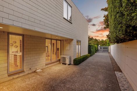 Photo of property in 54a Glandovey Road, Fendalton, Christchurch, 8052