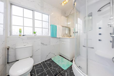 Photo of property in 3/63 Kenderdine Road, Papatoetoe, Auckland, 2025