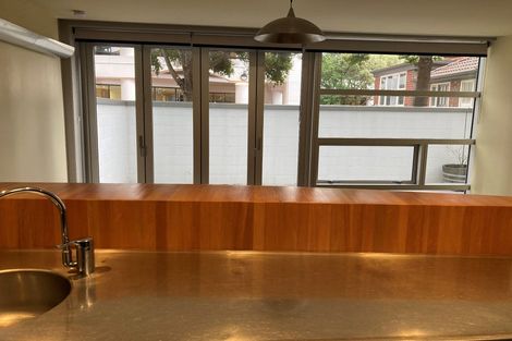 Photo of property in St Pauls Apartments, 51/43 Mulgrave Street, Thorndon, Wellington, 6011