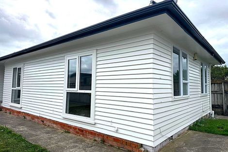 Photo of property in 118 Gloucester Road, Manurewa, Auckland, 2102