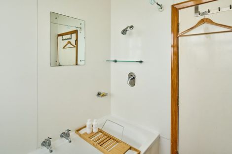 Photo of property in 10 Carleton Terrace, Tawa, Wellington, 5028